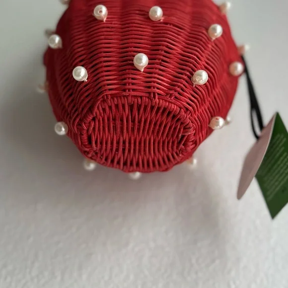 Kate Spade x Target Woven Strawberry Handbag NWT - Picture 5 of 7